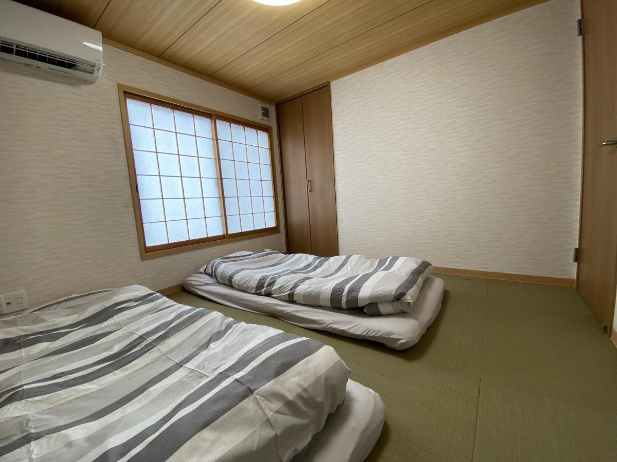 Wutong-40 Minutes Direct To Kansai Airport And 5 Minute Walk To Jr Or Subway Or Nankai Line And 1 Minute To Tsutenkaku The Landmark Of Osaka And Many Japanese Bistros Nearby Exterior foto